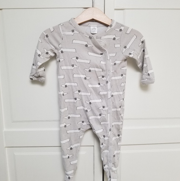 Nordstrom Baby Other - [SOLD] Daschund puppy cotton footie, size 3 months